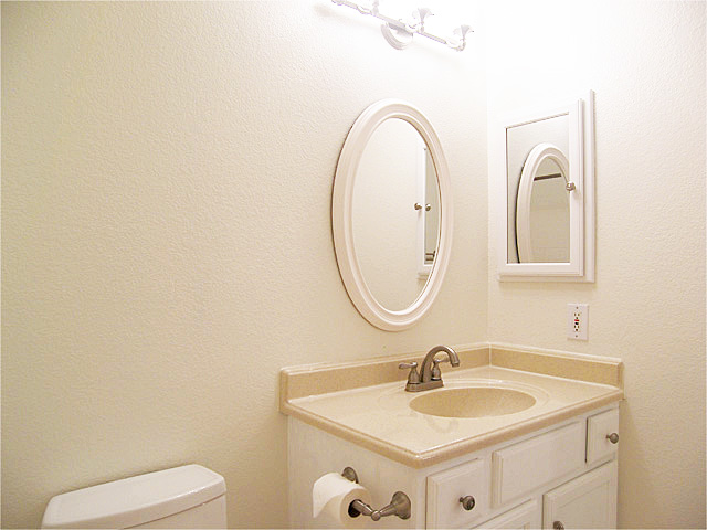 Main bathroom